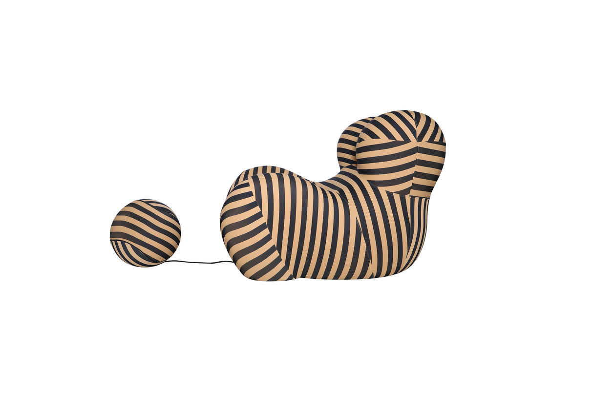 Fotoliu Avangarde Iconic cu Taburet Rotund Livin Hill