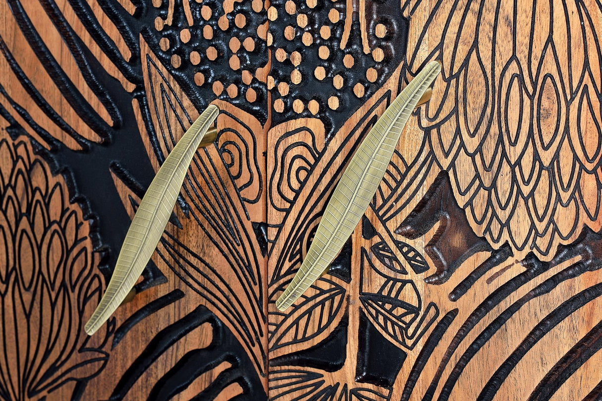 Comoda din Lemn de Acacia cu Picioare Metalice si Detalii Sculptate Manual Giner y Colomer