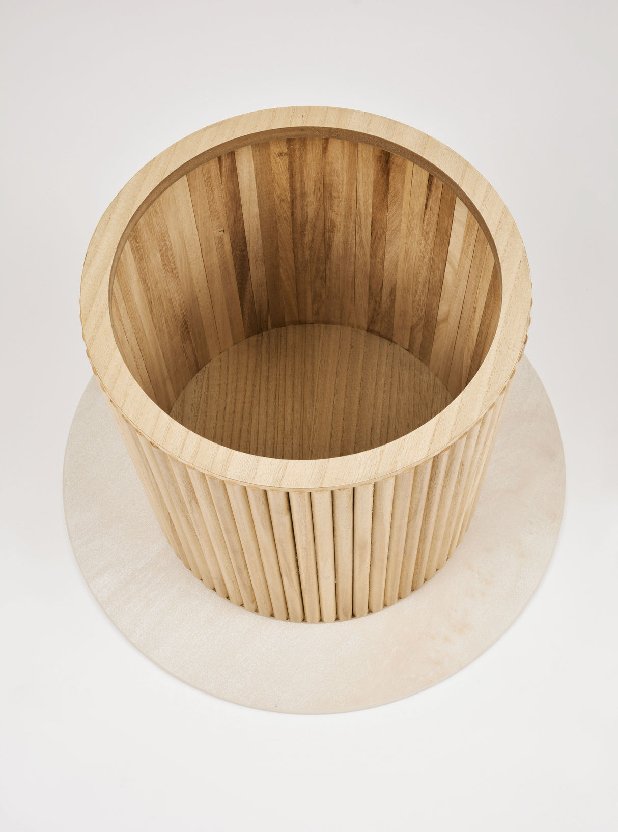 Masa de Cafea Rotunda din Ceramica si Lemn Livin Hill