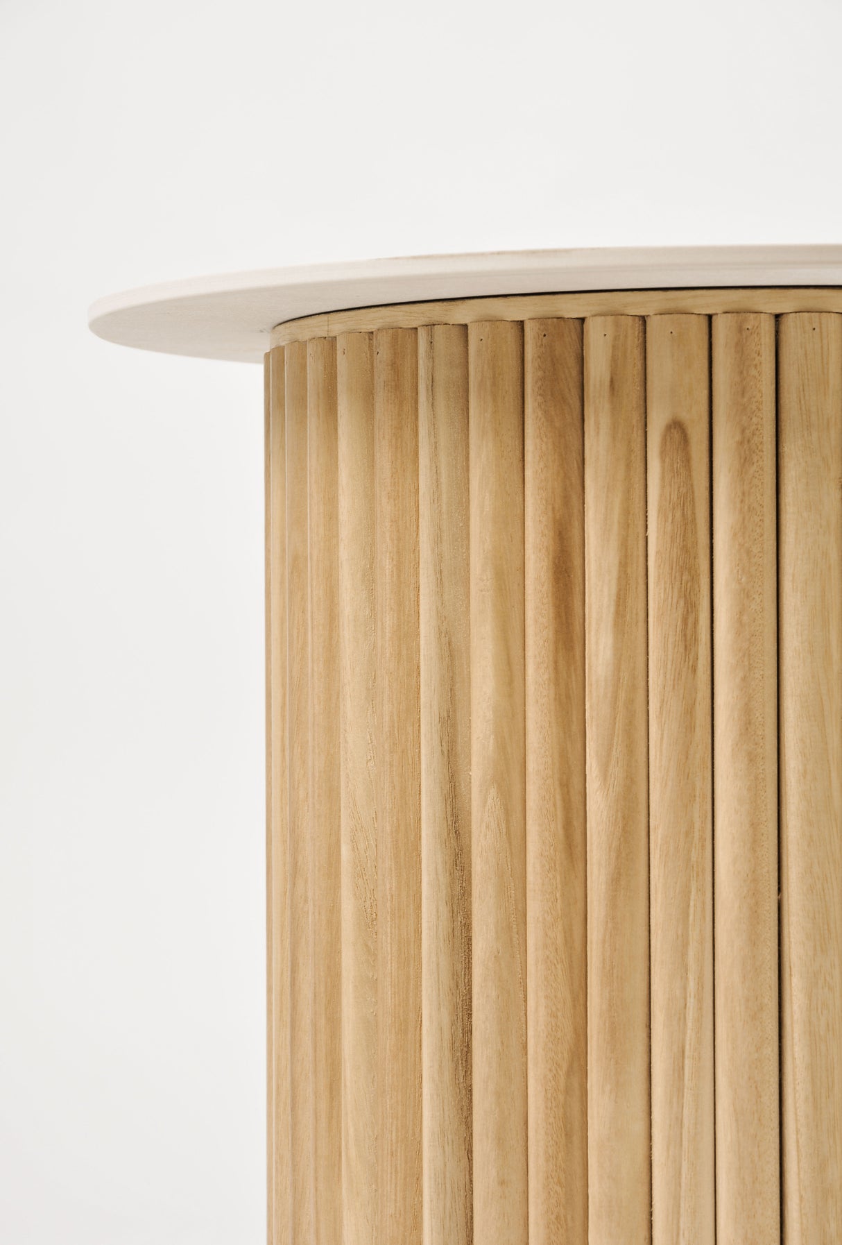 Masa de Cafea Rotunda din Ceramica si Lemn Livin Hill