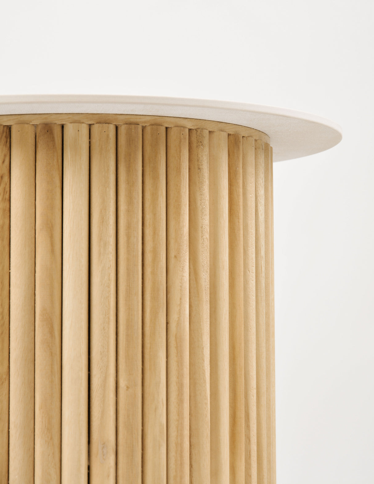 Masa de Cafea Rotunda din Ceramica si Lemn Livin Hill