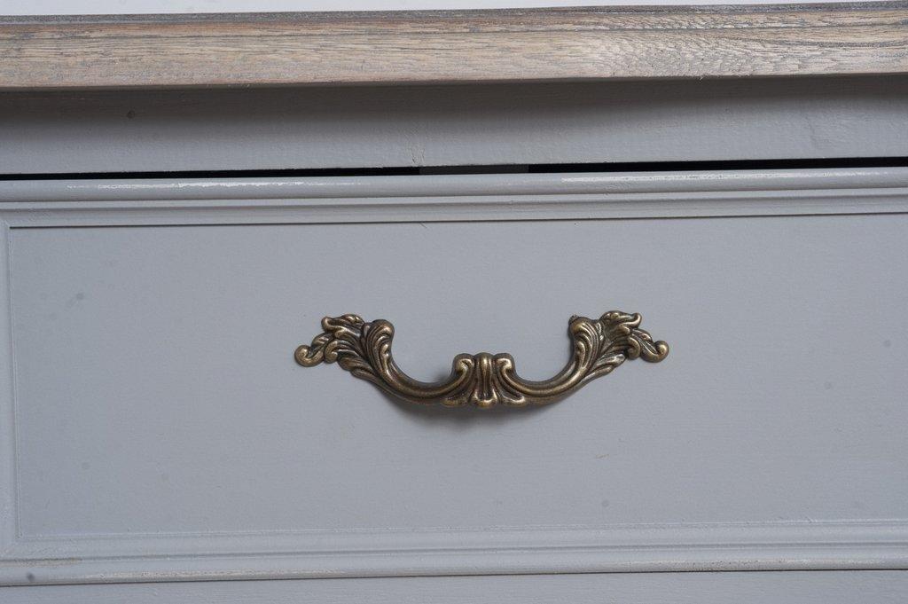 Noptiera Provence cu Picioare Sculptate si Manere Bronz Livin Hill