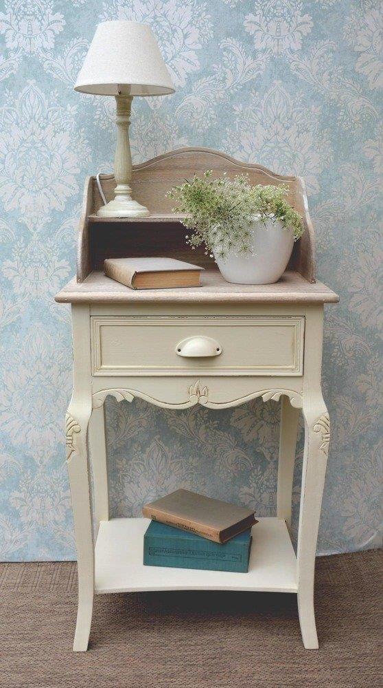 Noptiera Provensala Crem din Lemn si Manere in forma de Scoica Livin Hill