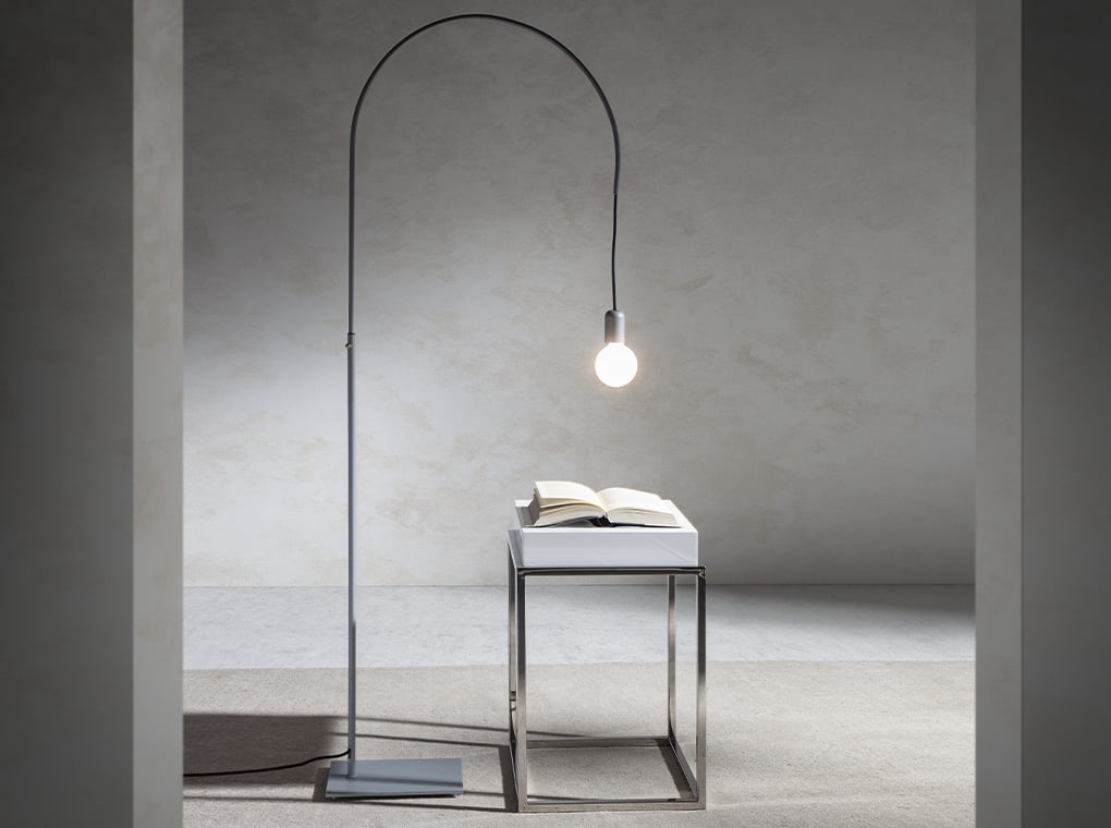 Masa Laterala din Lemn Alb cu Suport Metalic Angel Cerda