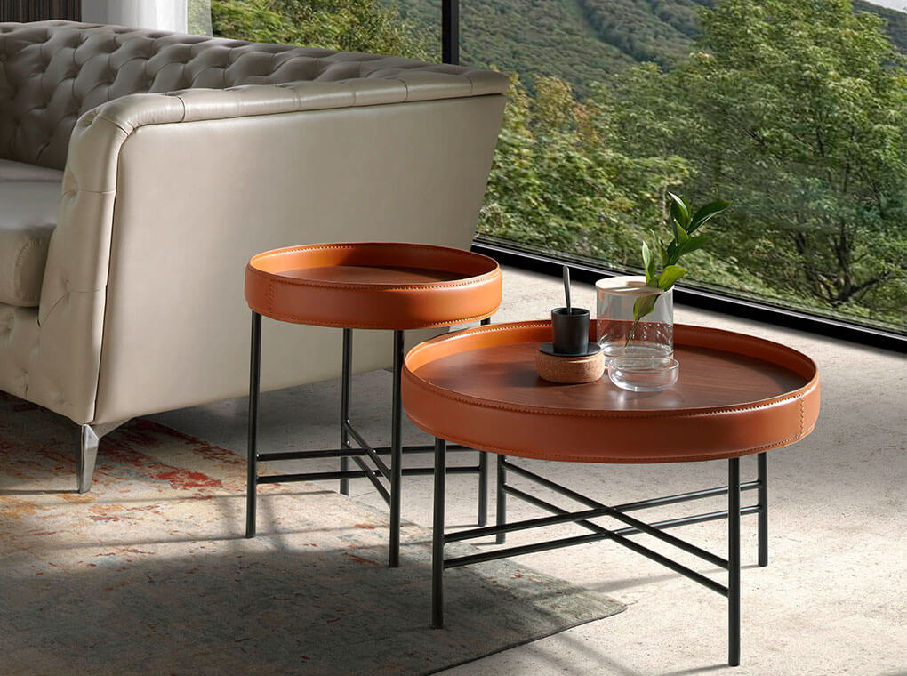 Masa de Cafea Rotunda din Nuc Natural cu Tapiterie din Piele de Vaca Cognac Angel Cerda