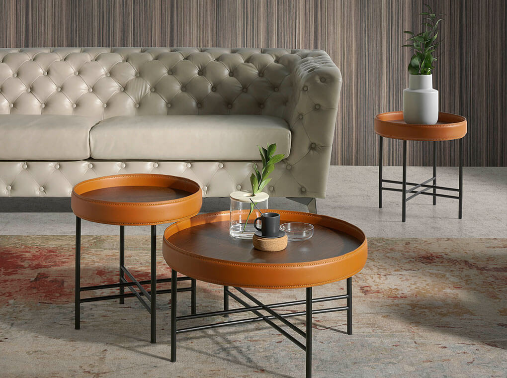 Masa de Cafea din Nuc cu Inel Tapitat in Piele Cognac Angel Cerda