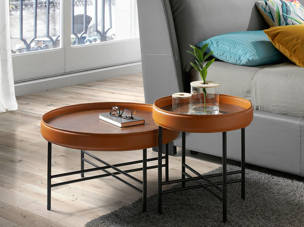 Masa de Cafea din Nuc cu Inel Tapitat in Piele Cognac Angel Cerda