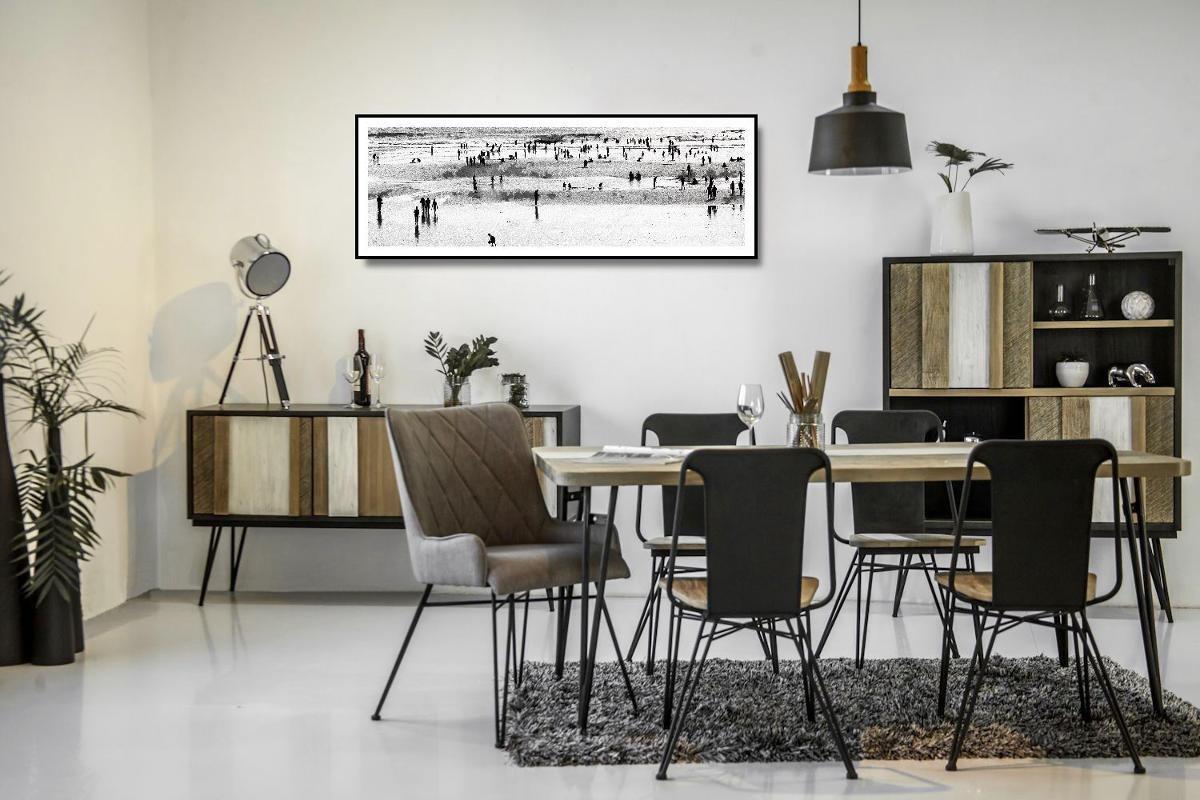 Comoda Retro din Lemn Masiv cu Fronturi Originale Livin Hill