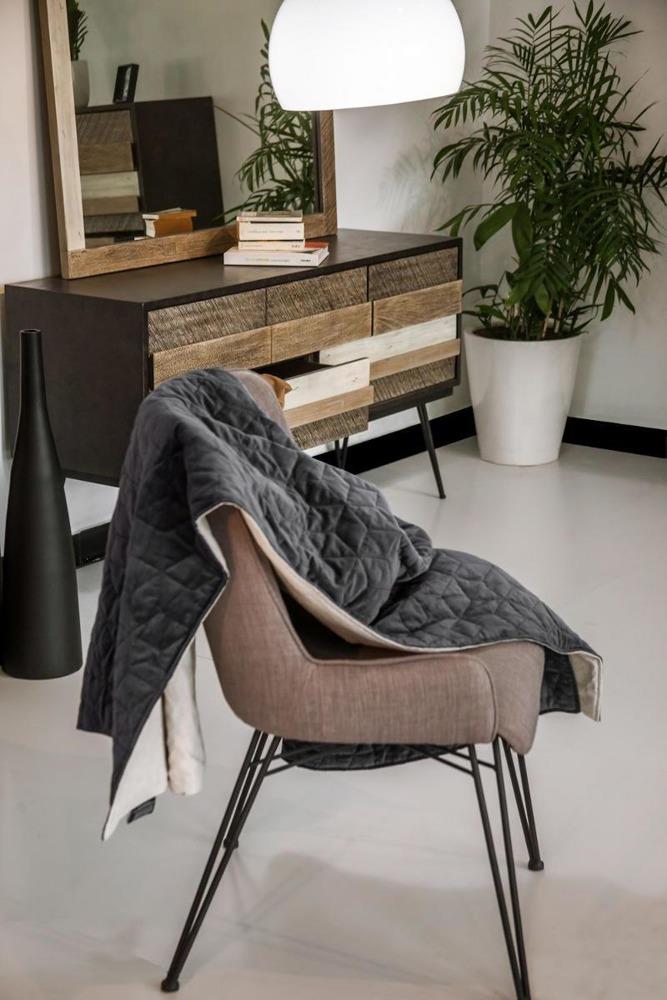 Scaun Malvi Retro din Lemn si Metal Livin Hill