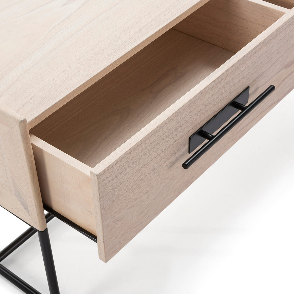 Noptiera cu Accente din Lemn Natural Metal Negru Thai Natura