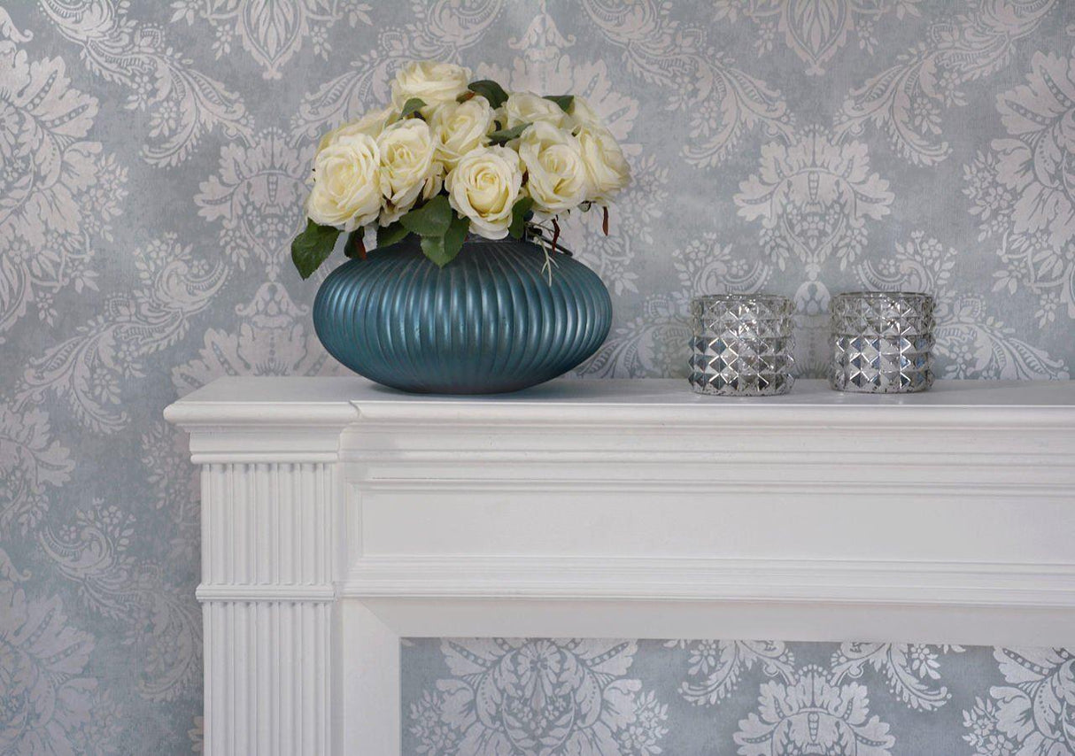 Consola Pictata in Stilul Boho cu Manere Decorative din Metal Livin Hill