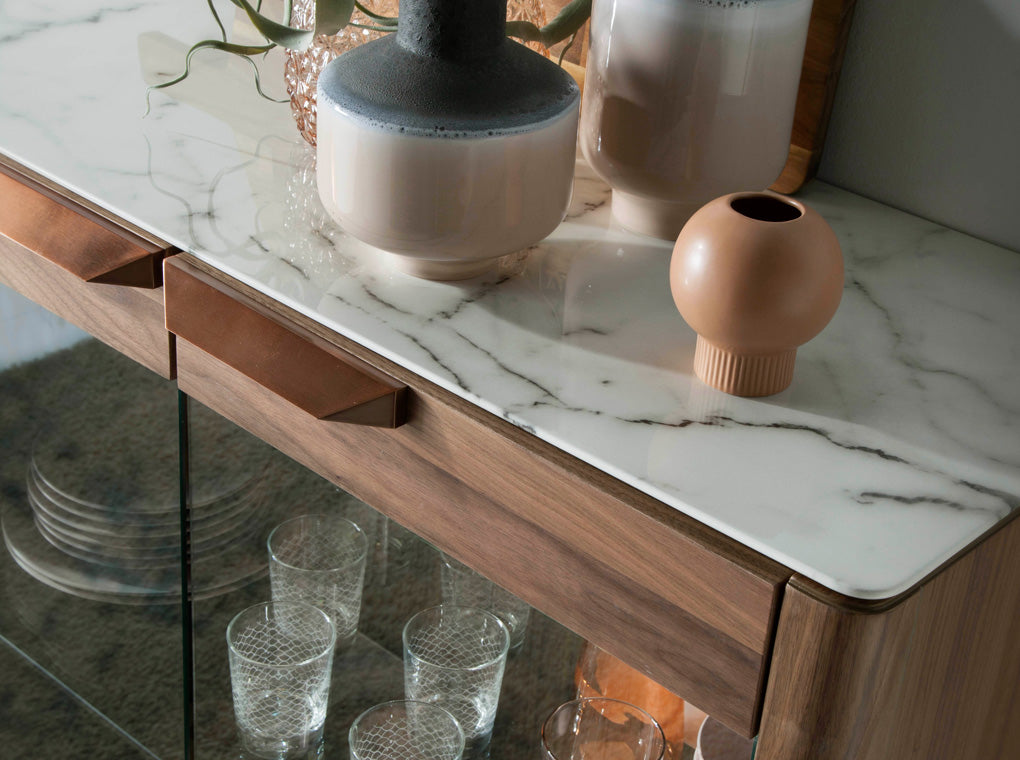 Vitrina Nuc si Fibra de Sticla cu Efect de Marmura Angel Cerda