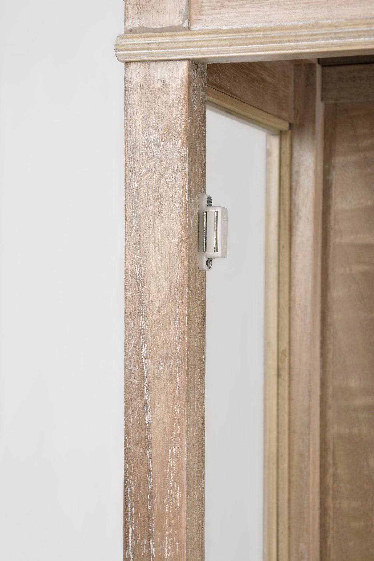 Vitrina din Lemn de Paulownia Livin Hill