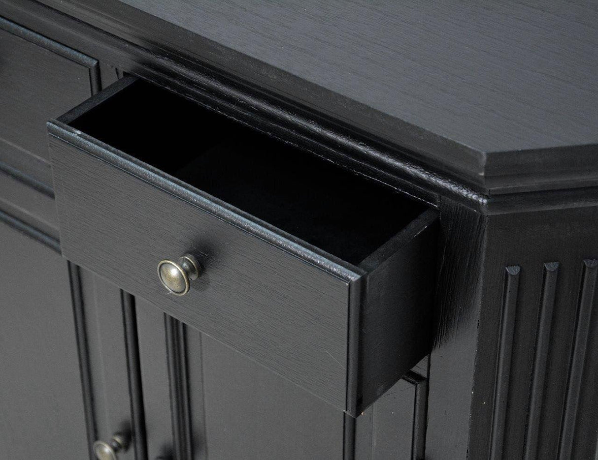 Comoda in Stil Clasic cu Picioare Drepte Livin Hill