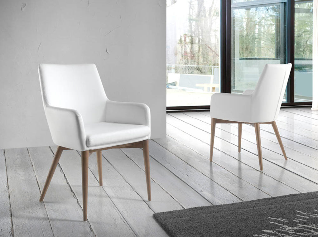 Scaun Tapitat cu Piele Ecologica Alba Angel Cerda