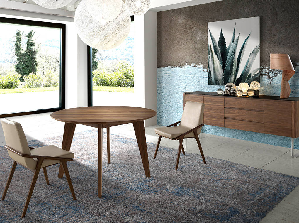 Scaun Bej din Nuc cu Piele Ecologica Angel Cerda