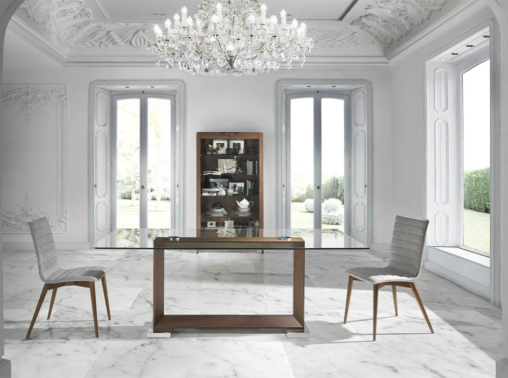 Scaun Tapitat cu Stofa Gri si Structura din Lemn de Nuc Angel Cerda