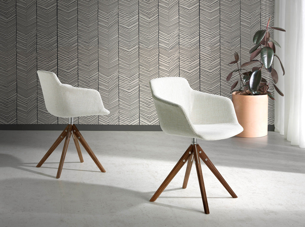 Scaun Pivotant Tesatura Bej si Lemn de Nuc Angel Cerda