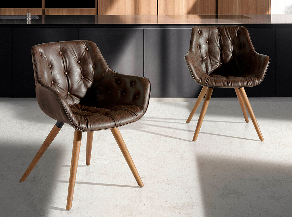 Scaun Tapitat cu Piele Ecologica Maro Angel Cerda