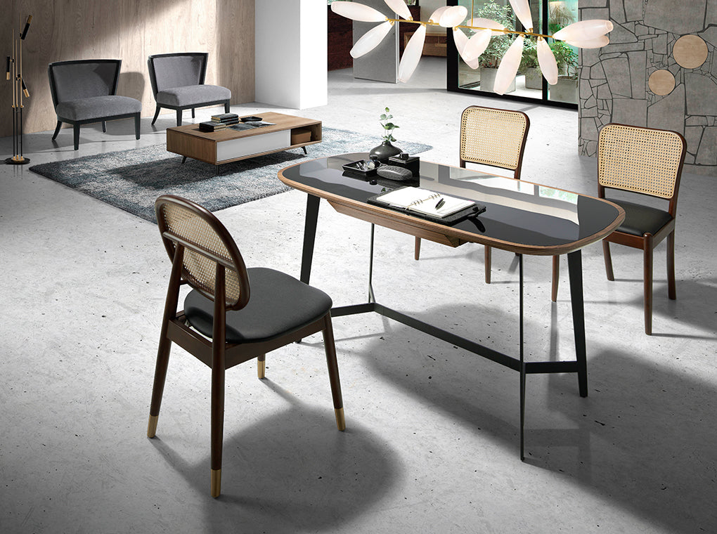 Scaun din Rachita si Lemn de Frasin cu Spatar Rotund Angel Cerda