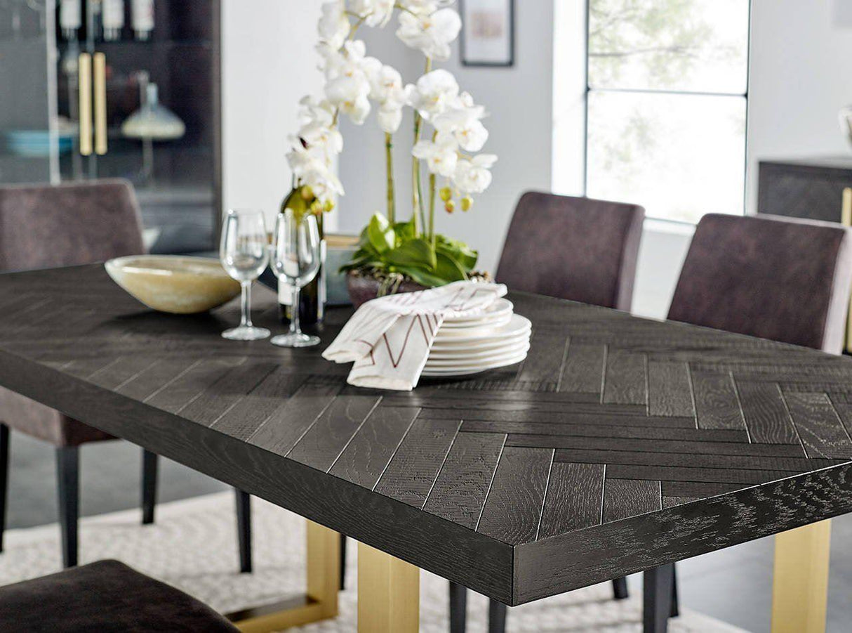 Masa Dining Negru Patinat din Stejar Masiv Livin Hill