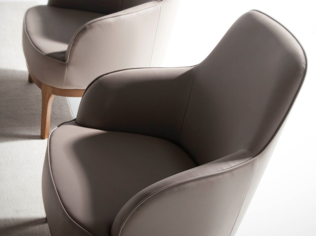 Fotoliu Tapitat in Piele Ecologica Modelul 5043 Angel Cerda