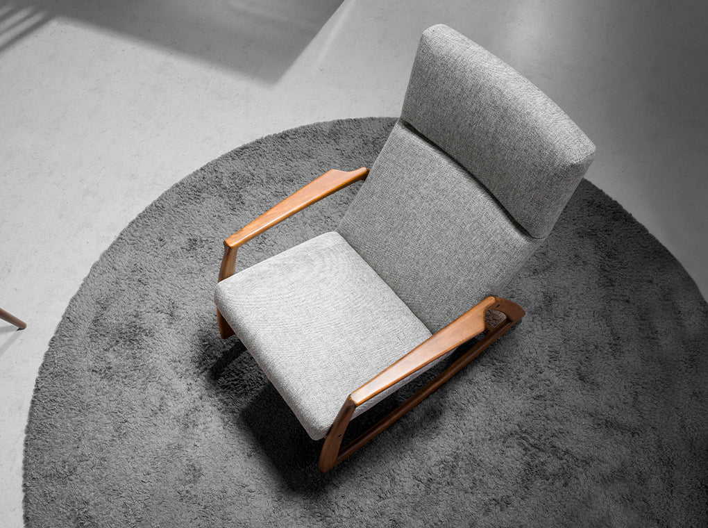 Fotoliu cu Balansoar din Stofa Gri Angel Cerda