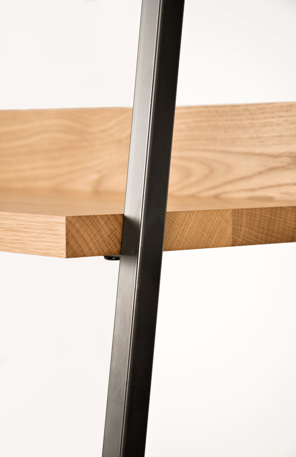 Biblioteca Loft din Stejar cu Picioare din Otel Livin Hill