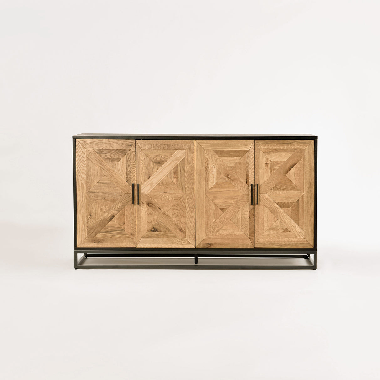 Comoda Loft cu Fronturi din Stejar Alb si Structura de Otel Livin Hill