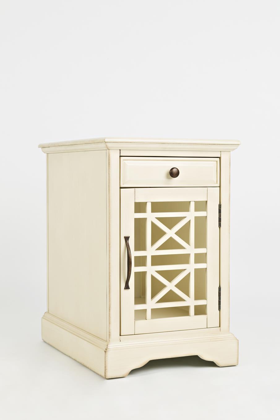 Noptiera din Lemn de Acacia cu Usi Ornamentale Livin Hill