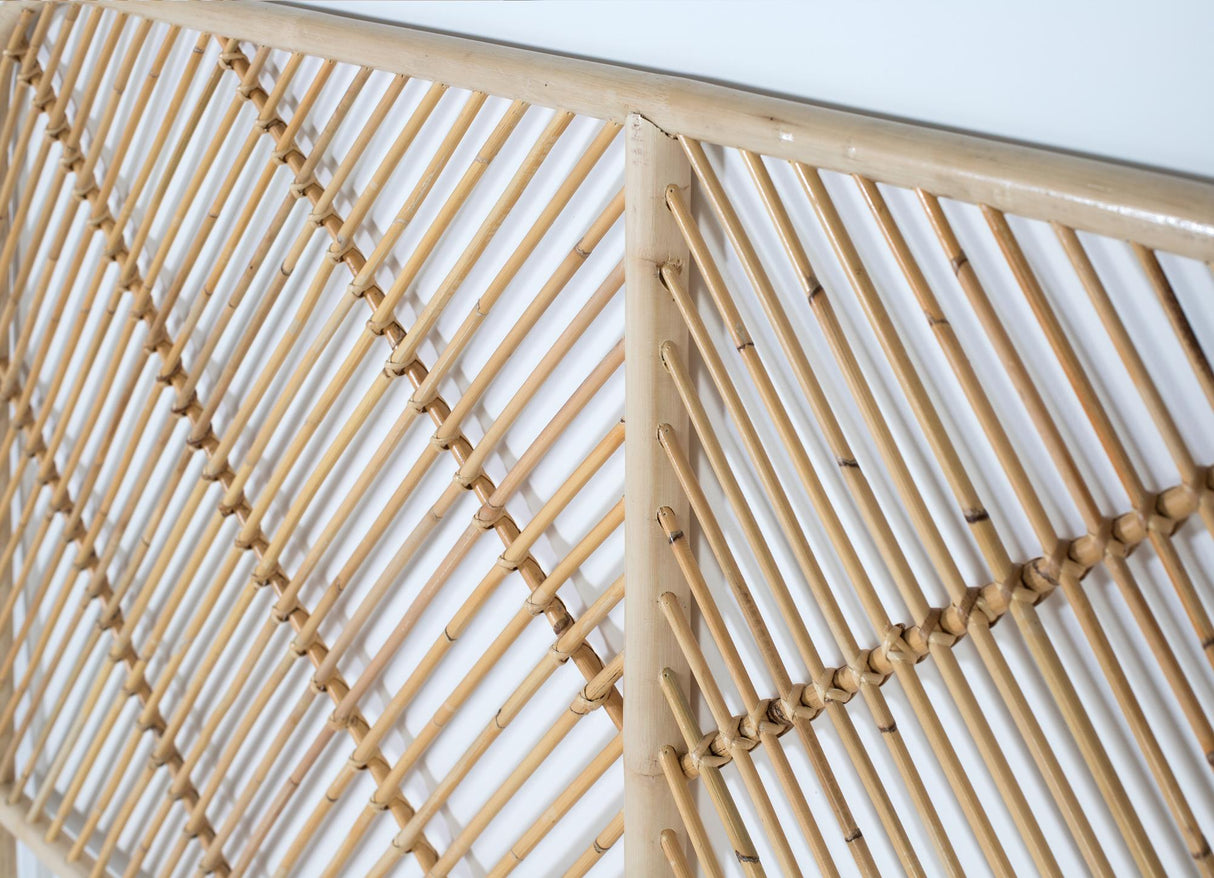 Tablie de Pat Rosalina din Ratan Natural de 150cm pentru un Dormitor Elegant Giner y Colomer