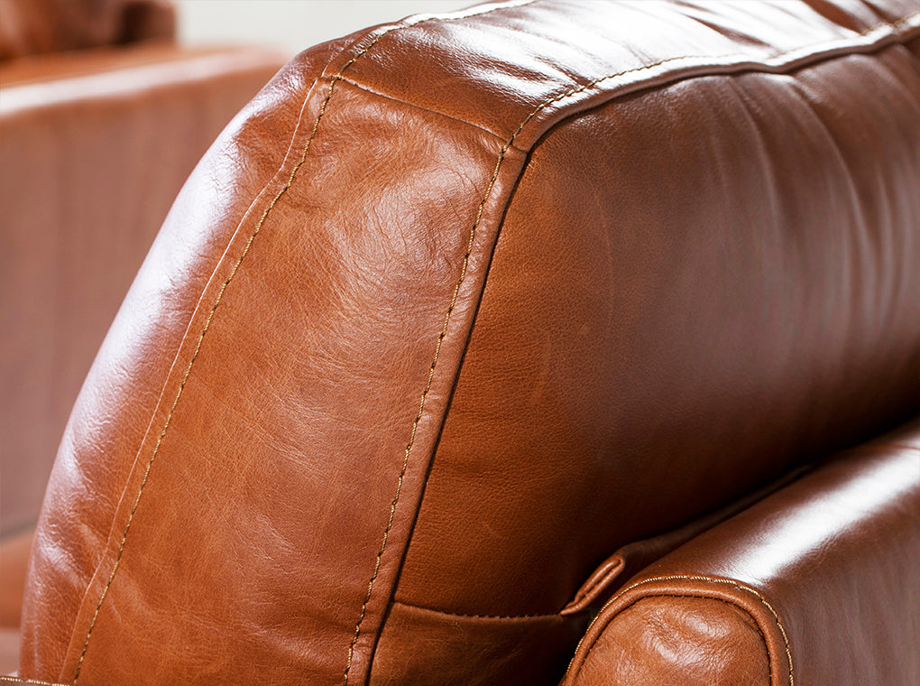 Canapea din Piele de Bivol de 3 Locuri Angel Cerda