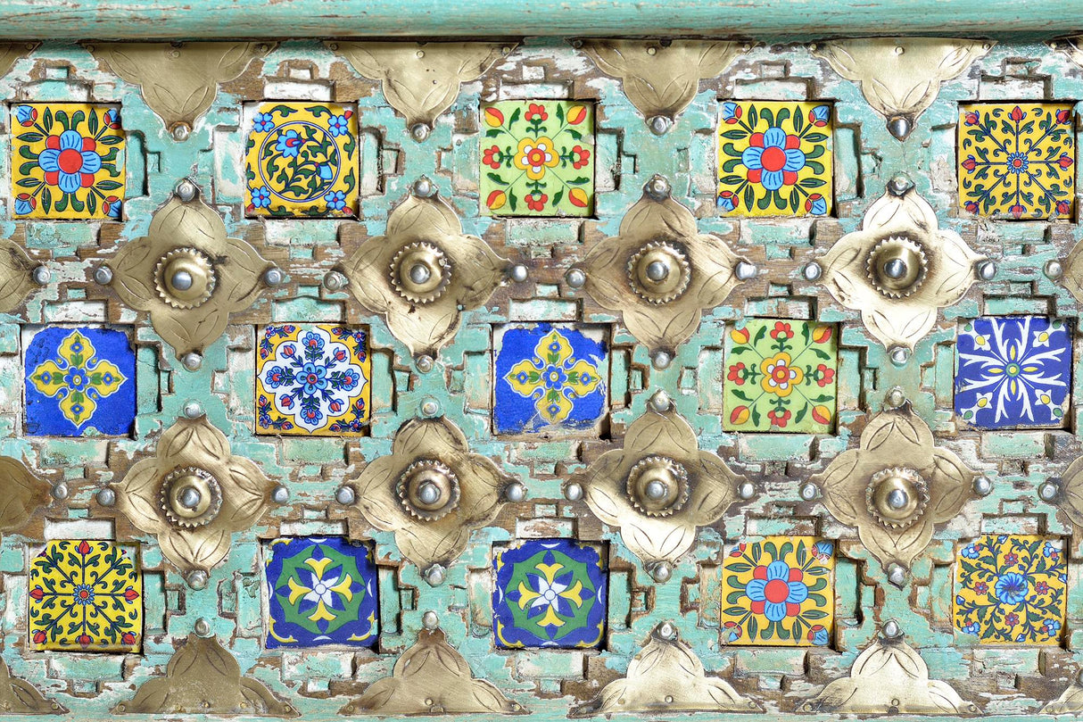 Cufar Salzburg din Lemn de Mango cu Motive din Bronz Giner y Colomer