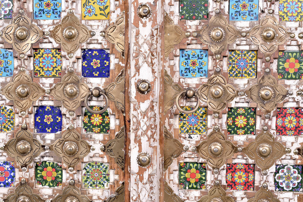 Dulap din Lemn de Mango cu Detalii de Bronz si Ceramica Giner y Colomer