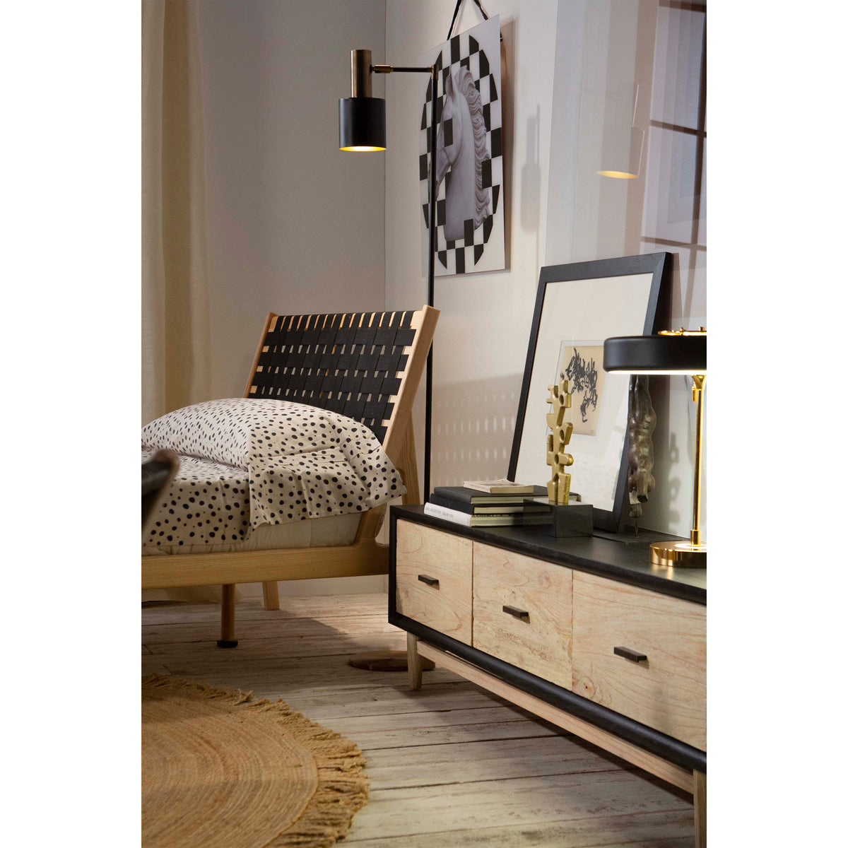 Lampadar de Podea din Metal cu Finisaj Auriu Negru Thai Natura