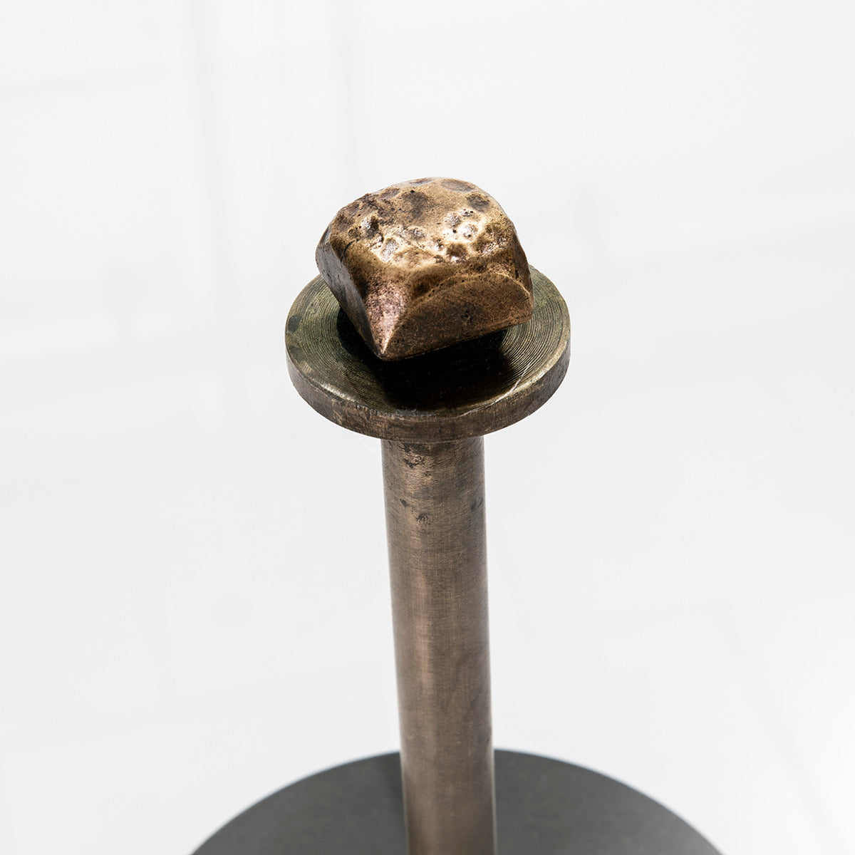 Masa Laterala din Sticla Metal Marmura Neagra Thai Natura