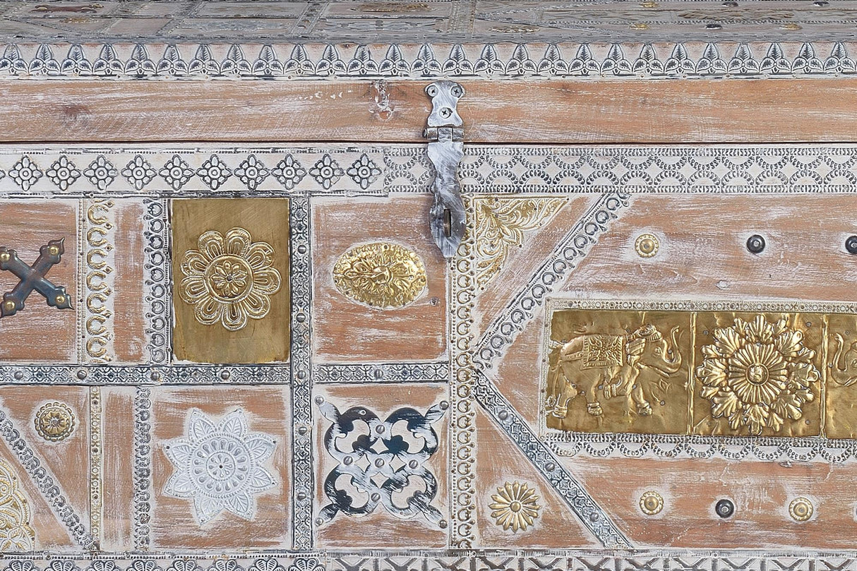 Cufar din Lemn de Mango cu Detalii de Bronz Giner y Colomer