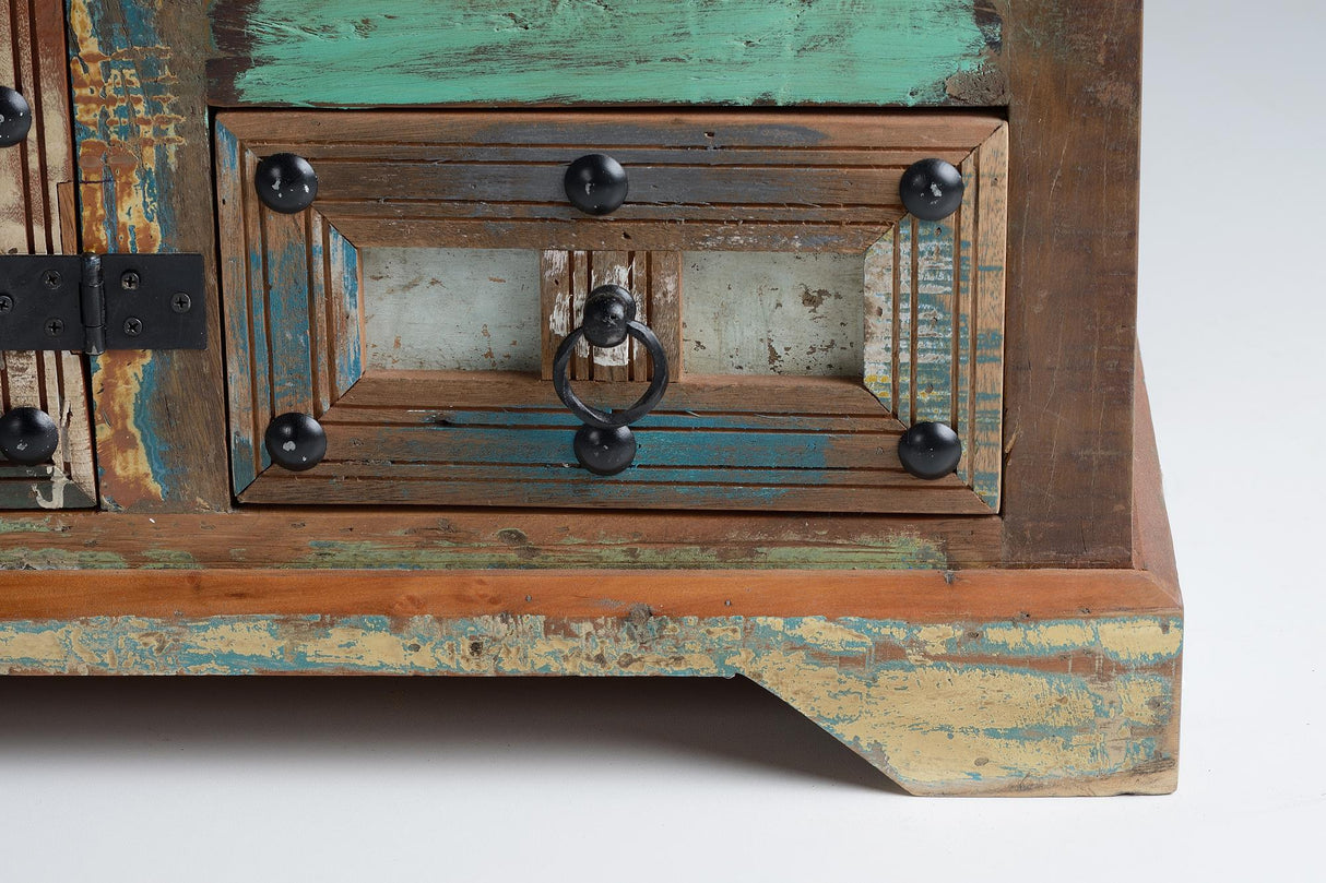 Comoda din Lemn Reciclat cu Spatiu Generos Giner y Colomer