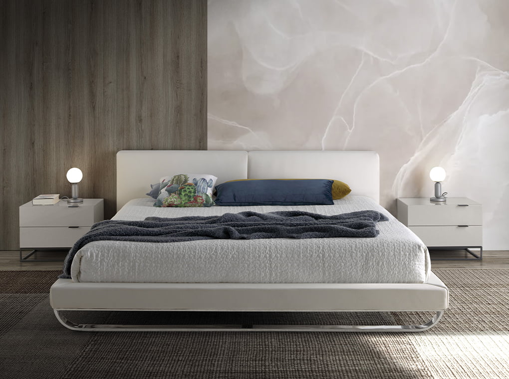 Noptiera din DM Lacuit cu Picioare din Otel Negru Angel Cerda