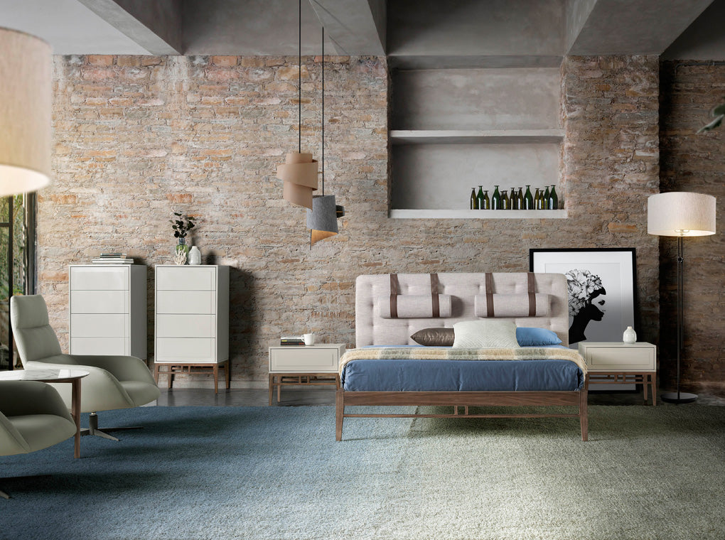 Pat Dublu Tapitat cu Stofa Gri si Tetiera din Piele Ecologica Angel Cerda