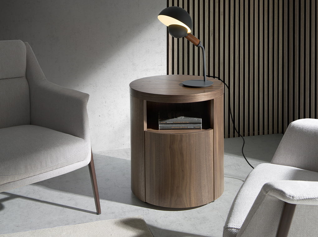 Noptiera Rotunda din Nuc cu Sertar Moale Angel Cerda