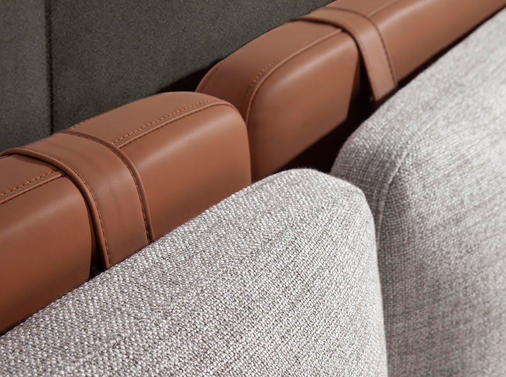 Pat tapitat cu stofa si eco-piele Angel Cerda