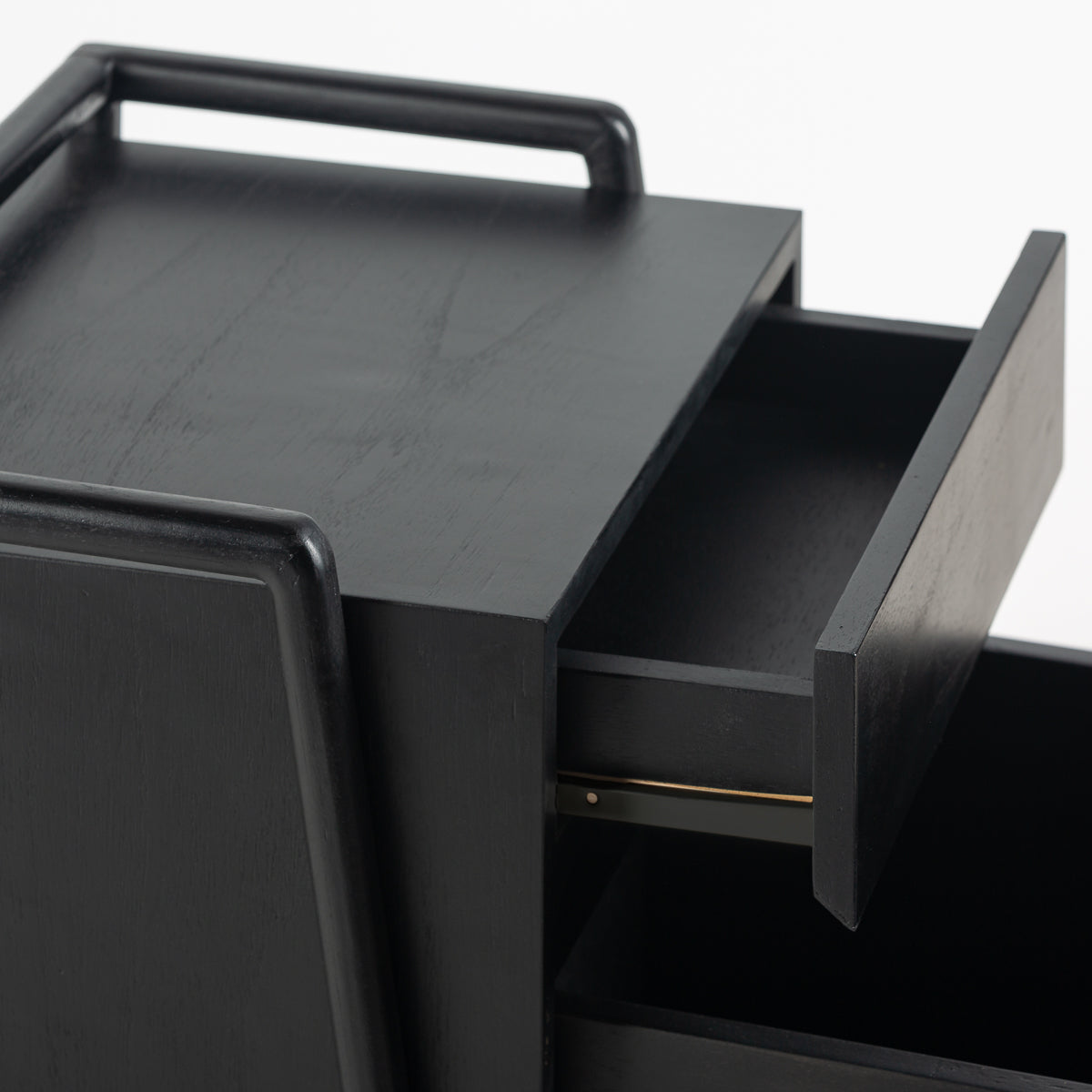 Noptiera din Cedru Neagra Thai Natura