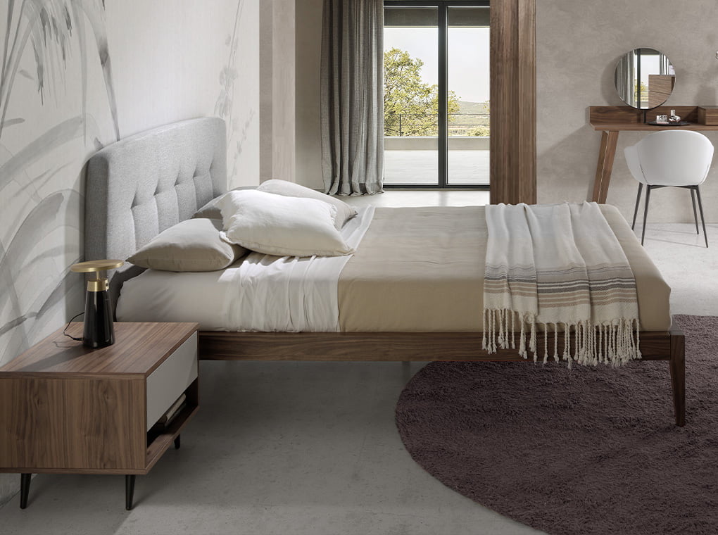 Veioza din Marmura Neagra si Otel Auriu Angel Cerda