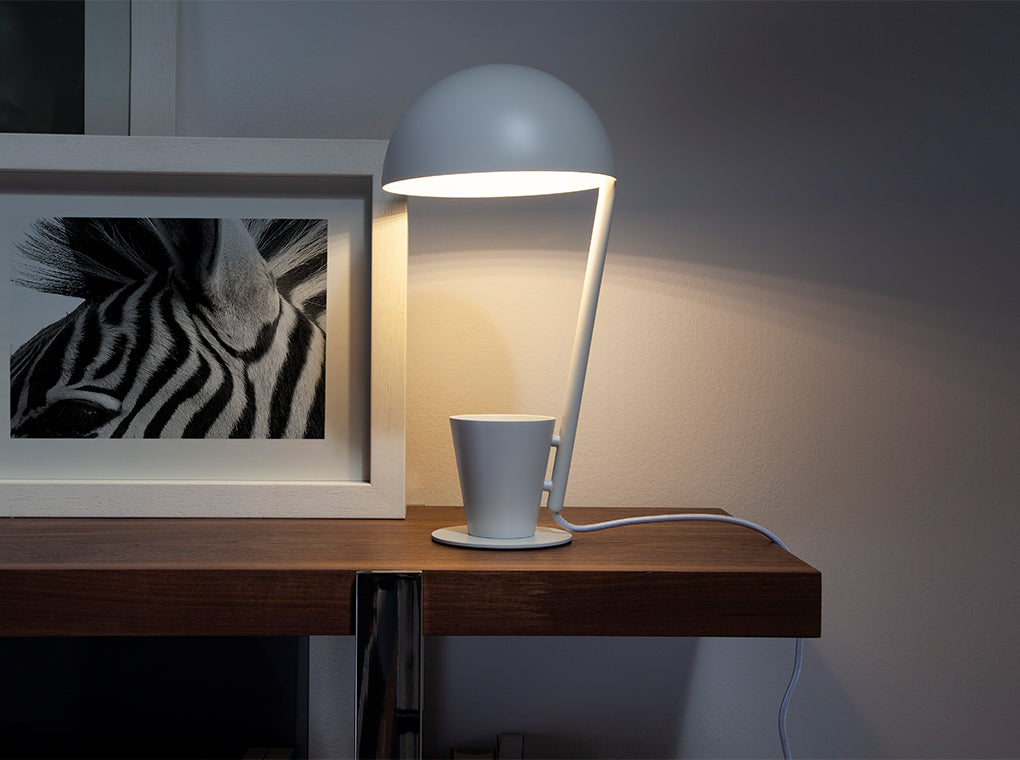 Veioza din Otel Alb cu Baza de Depozitare Angel Cerda