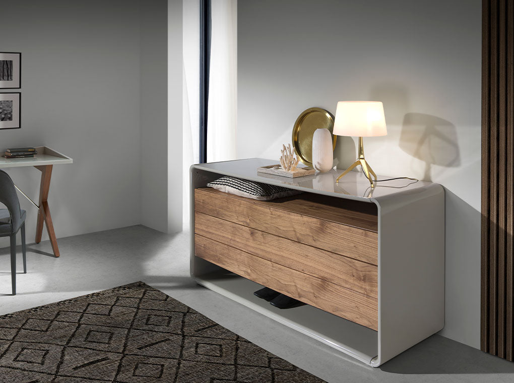 Veioza din Otel Aurit si Sticla Alba Angel Cerda