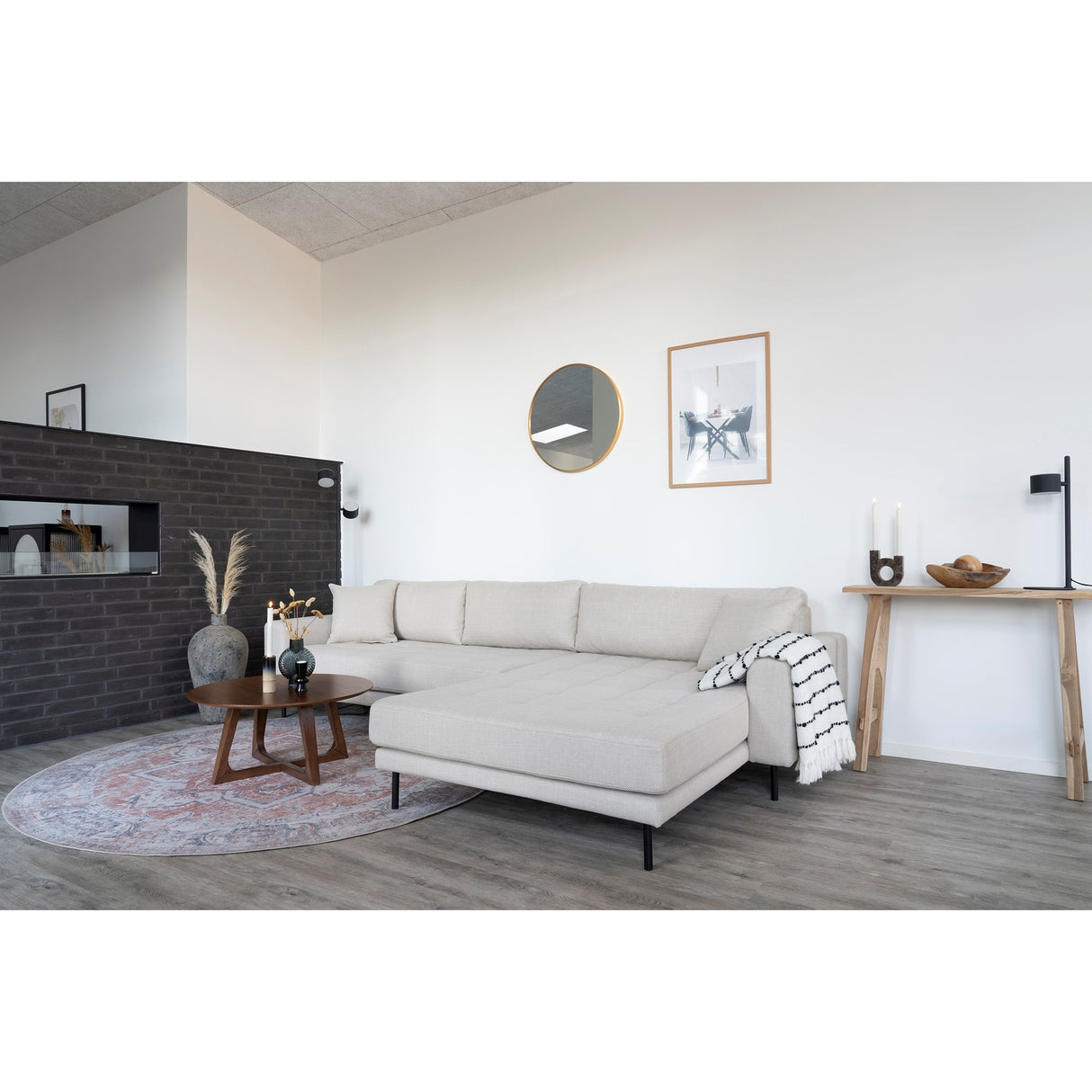 Canapea Lido Lounge Bej cu Perna si Picioare Metalice House Nordic